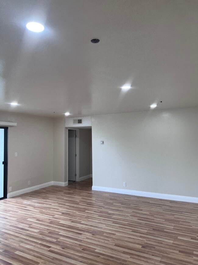 Photo - 281 Juana Ave Unit 201