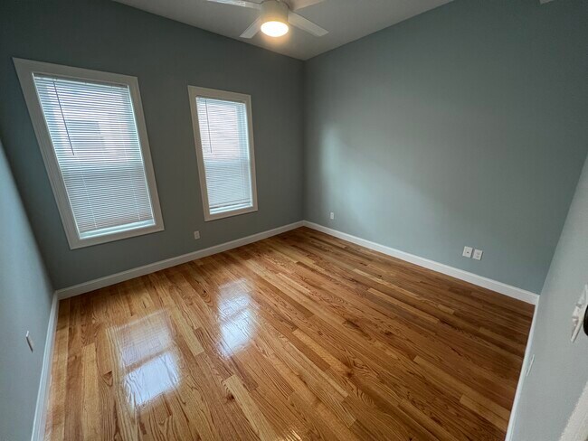 Photo - 126 Cross St Unit 6