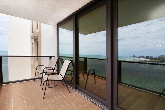440 S Gulfview Blvd Unit 1002