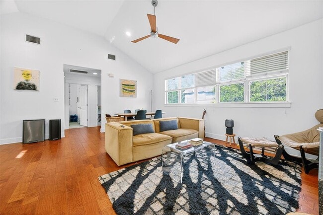 Photo - 1312 Woodland Ave