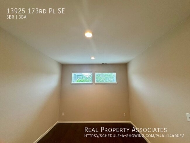 Photo - 13925 173rd Pl SE