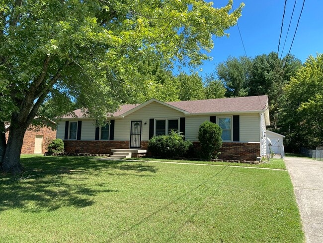Great 3bdr/1.5ba Ranch Home detached garage! This one won't be here long! - Great 3bdr/1.5ba Ranch Home detached garage! This one won't be here long!
