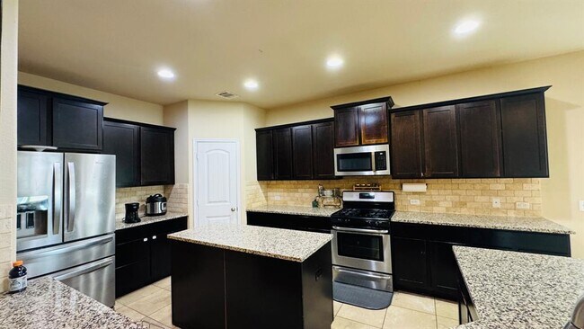 Photo - 2437 Merton Dr