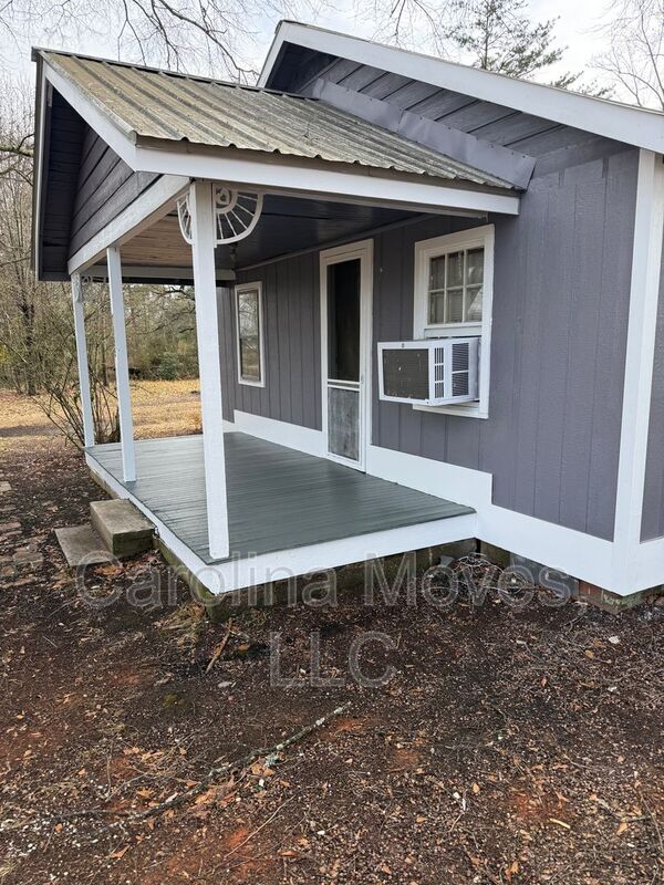 Photo - 7895 New Cut Rd