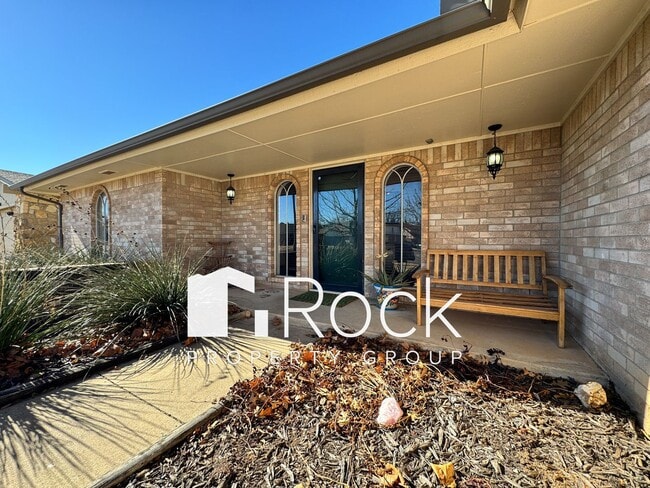 Photo - Enjoy $500 off your first month's rent!!