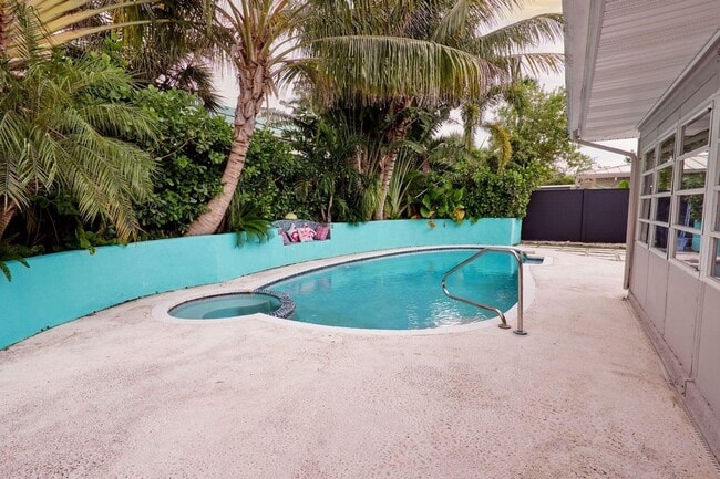 Photo - Single Family home on quiet street steps from the Intracoastal and Dining