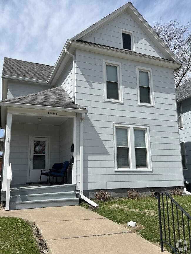 Building Photo - 1339 15th Street a Unit Upstairs Rental