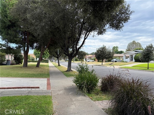 830 N Olive Ave