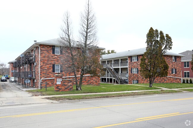 Photo - Edon Apartments