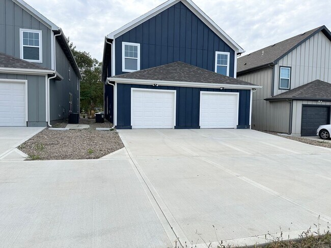 Photo - 128-132 SW 8th St Unit 132 8th