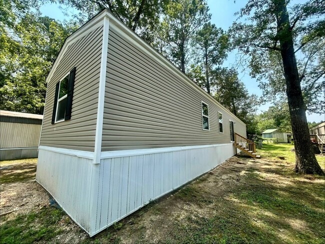 49 White Oak Village