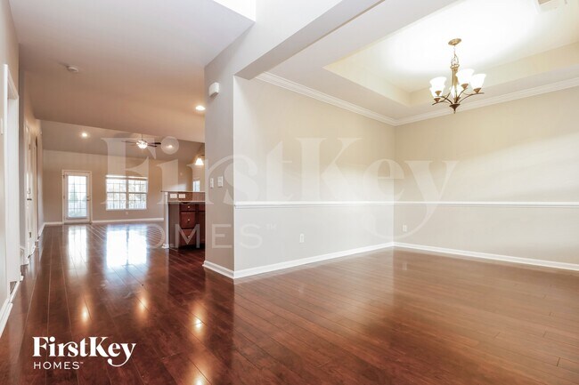 Photo - 9023 Hema Ln