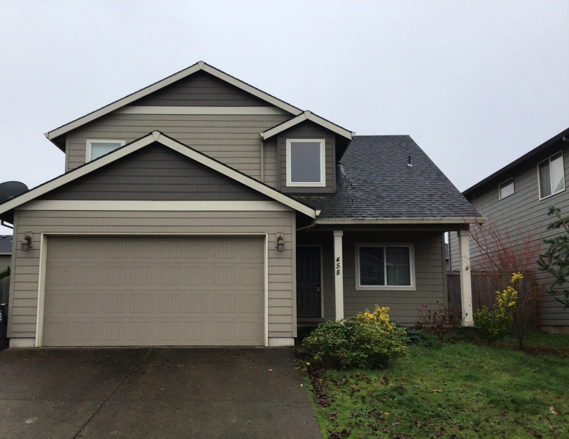 Photo - 458 Tulip Ave