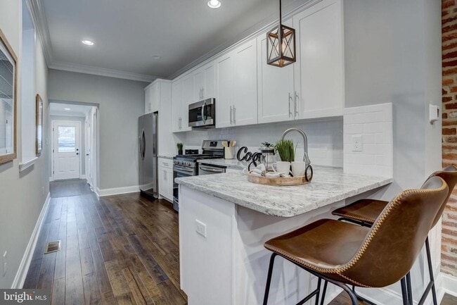 Photo - 3510 Gough St