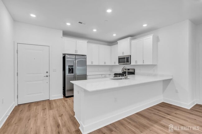 Building Photo - 30102 Radford Ct Rental