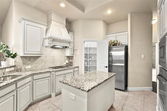 Photo - 9670 Lance Dr