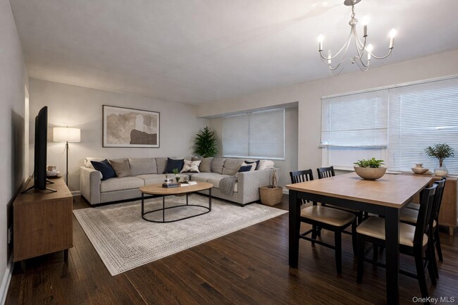 Photo - 7-7 Lambert Ave