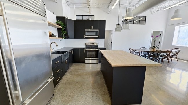 Photo - 147 Sherman St Unit 207