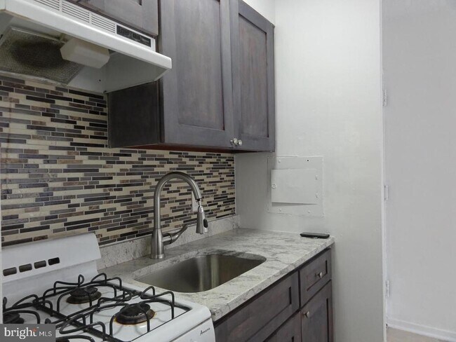 Photo - 2101 Chestnut St Unit 1620