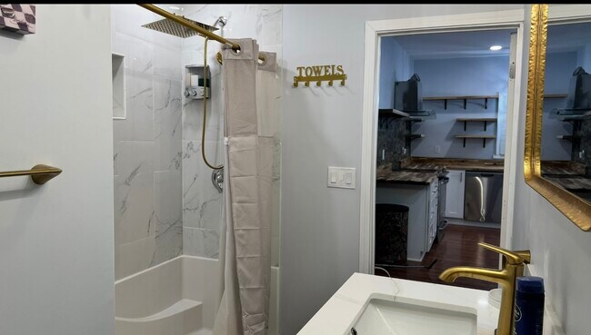 Photo - 167 Walnut St Unit 1