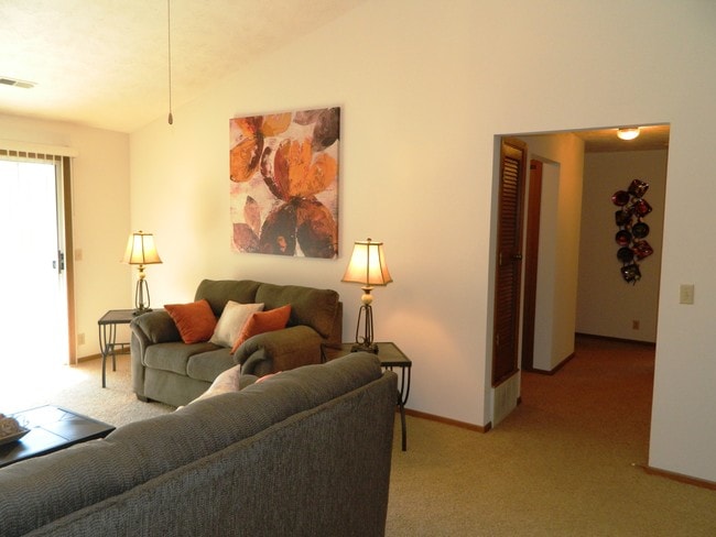 Richland Park Apartments