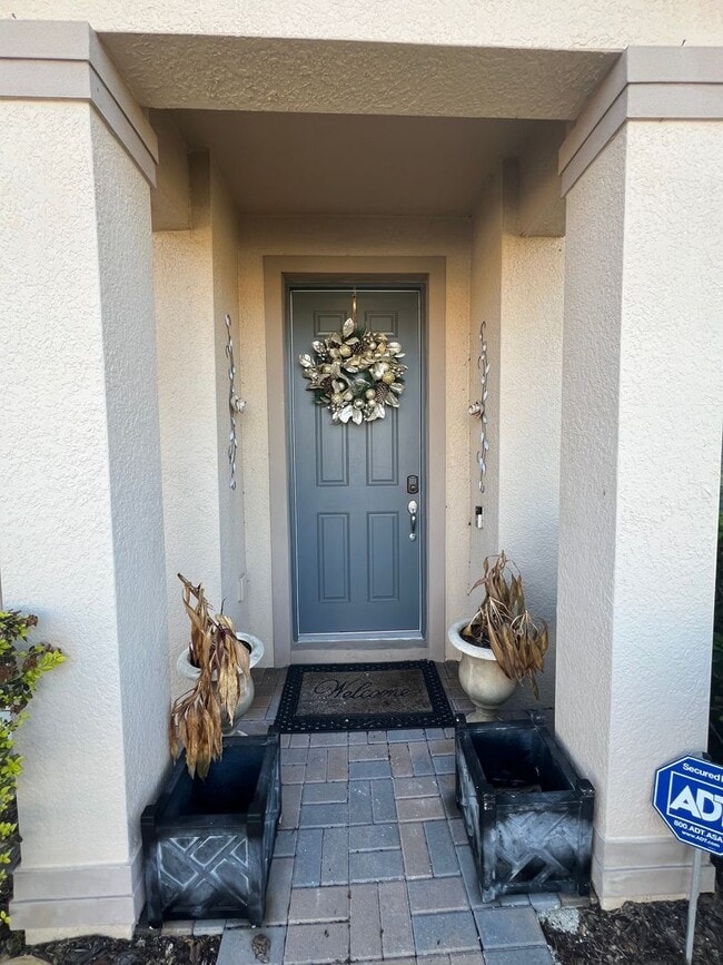 Photo - INCREDIBLE DEAL: 5-BR Corner Lot Home in Crown Pointe Cove – Spacious & Bright!