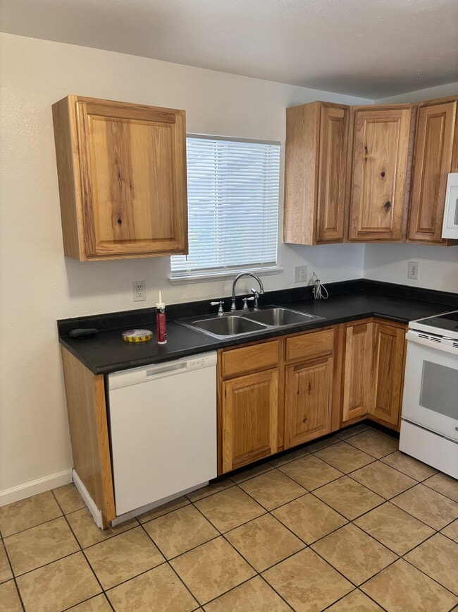 Photo - 3607 Sheffield Ln