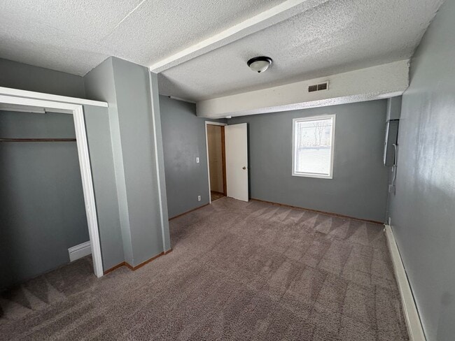 Photo - New!! Main Level 2 Bedroom in St Paul Duplex!! Unit A