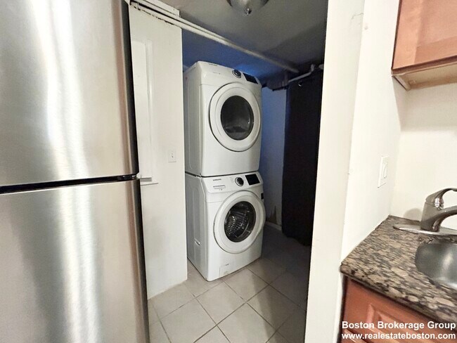 Photo - 81 Windsor St Unidad 1