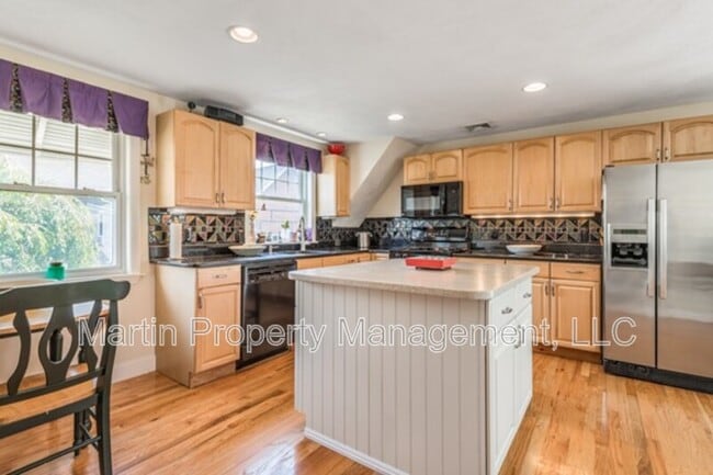 34 Vine St