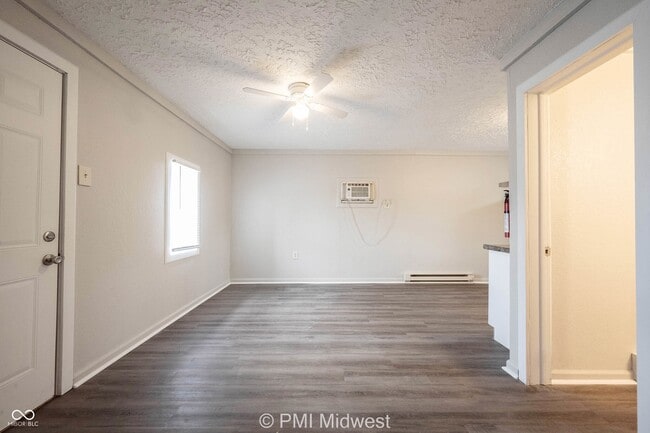 Photo - 2142 W US Hwy 40 Unidad 8