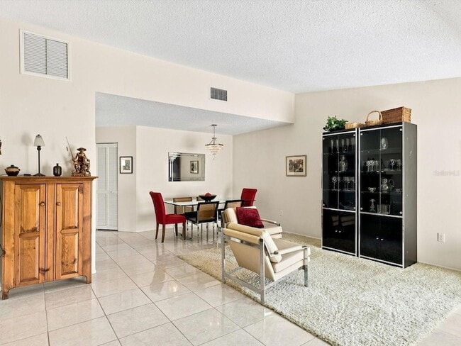 3450 Tallywood Ln