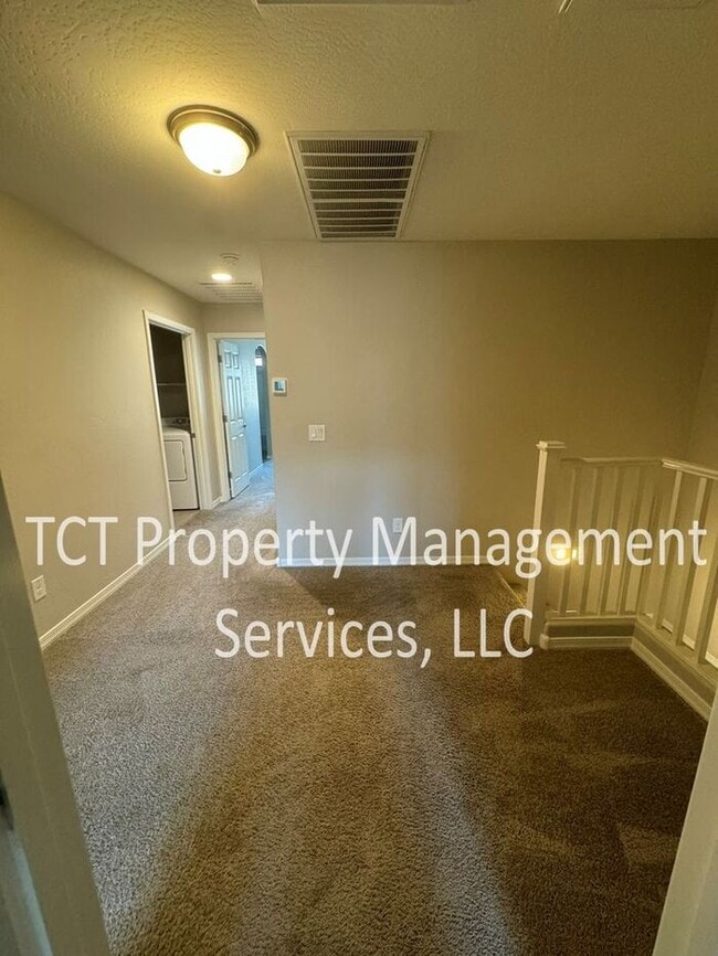 Photo - Updated and Low-Maintenance Townhome in Mesa!