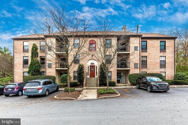 Building Photo - 321 Washington Pl