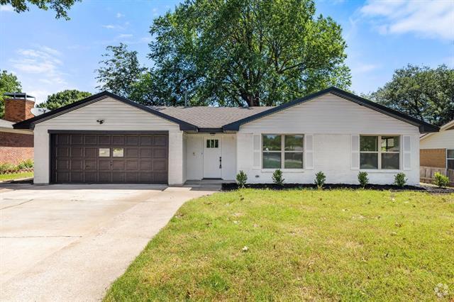 Building Photo - 9056 Berkshire Dr Rental