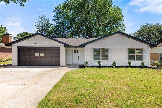 Building Photo - 9056 Berkshire Dr Rental