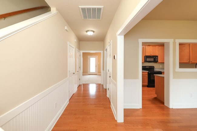 Photo - 328 Marquette Ct