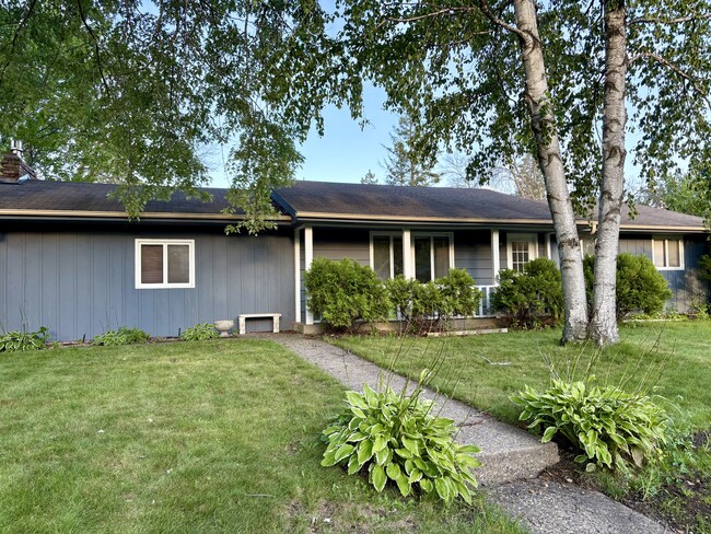 Building Photo - 7603 Huron Ave Rental