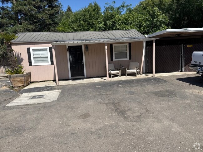 Building Photo - 561 W Behymer Ave Rental