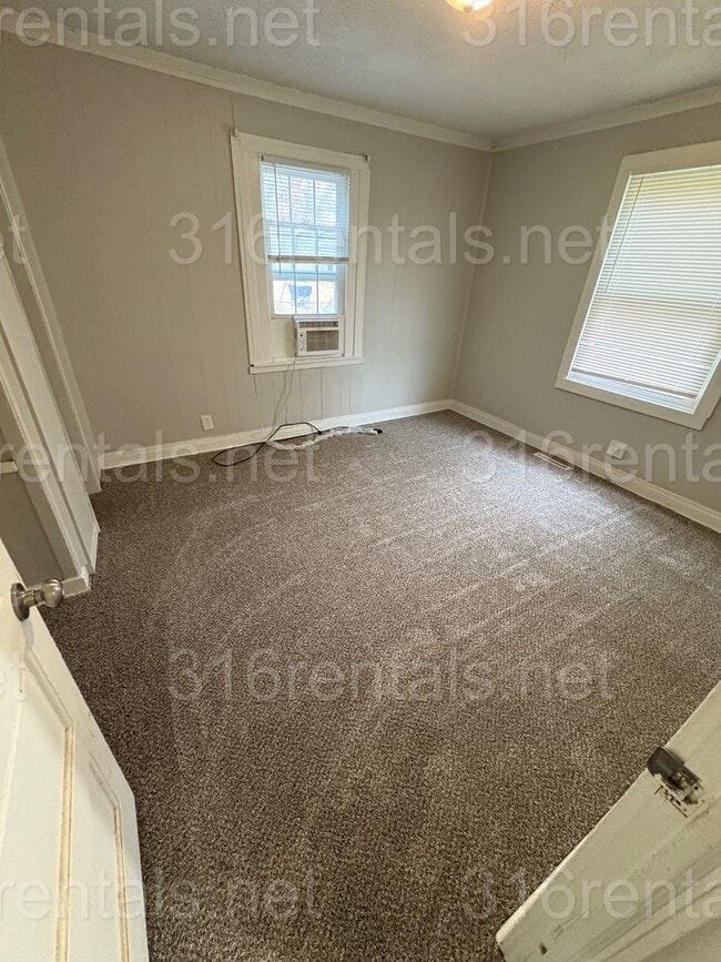 Photo - $685 - 2 bedroom / 1 bathroom - Single Family Home