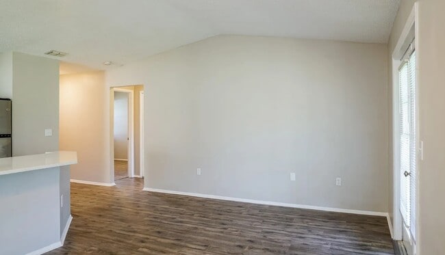 Photo - 4635 Squire Hollow Dr