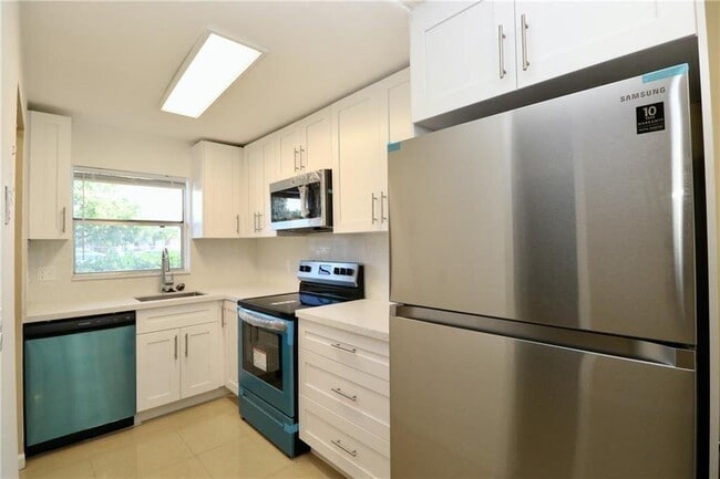 Photo - 9915 Sandalfoot Blvd Unit 408