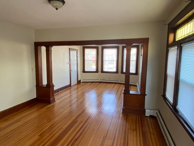 Photo - 257 Clover St Unidad 2nd Floor