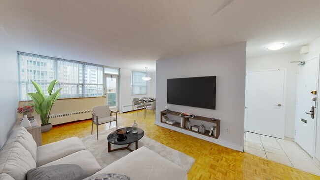 88 Redpath Avenue