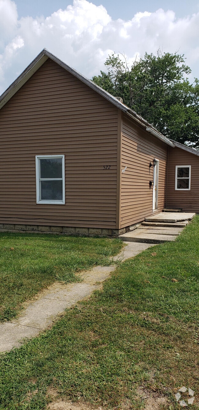 Building Photo - 522 N Maple St Rental