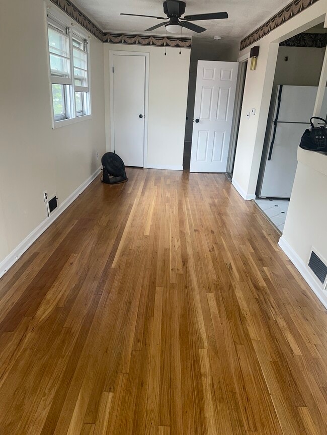 Dining room - 144 Telford St