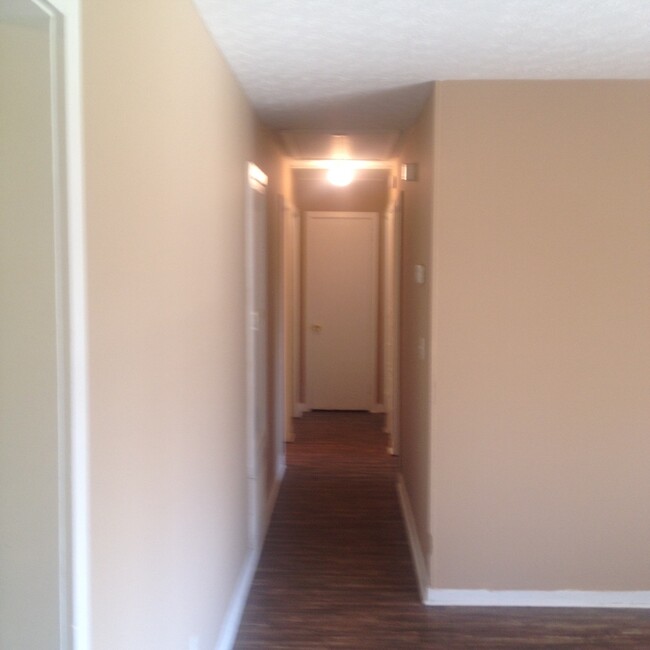 **UPCOMING**3 Bedroom / 1 1/2 Bathroom - H... - **UPCOMING**3 Bedroom / 1 1/2 Bathroom - H... House