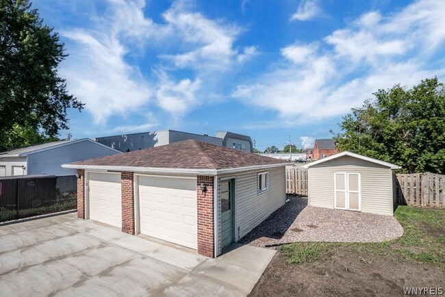 Photo - 28 Mead St