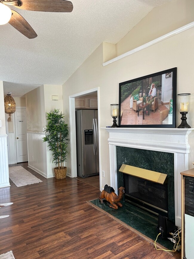 7016 Breeders Cup Cir