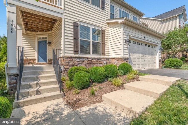Photo - 42706 Chisholm Dr